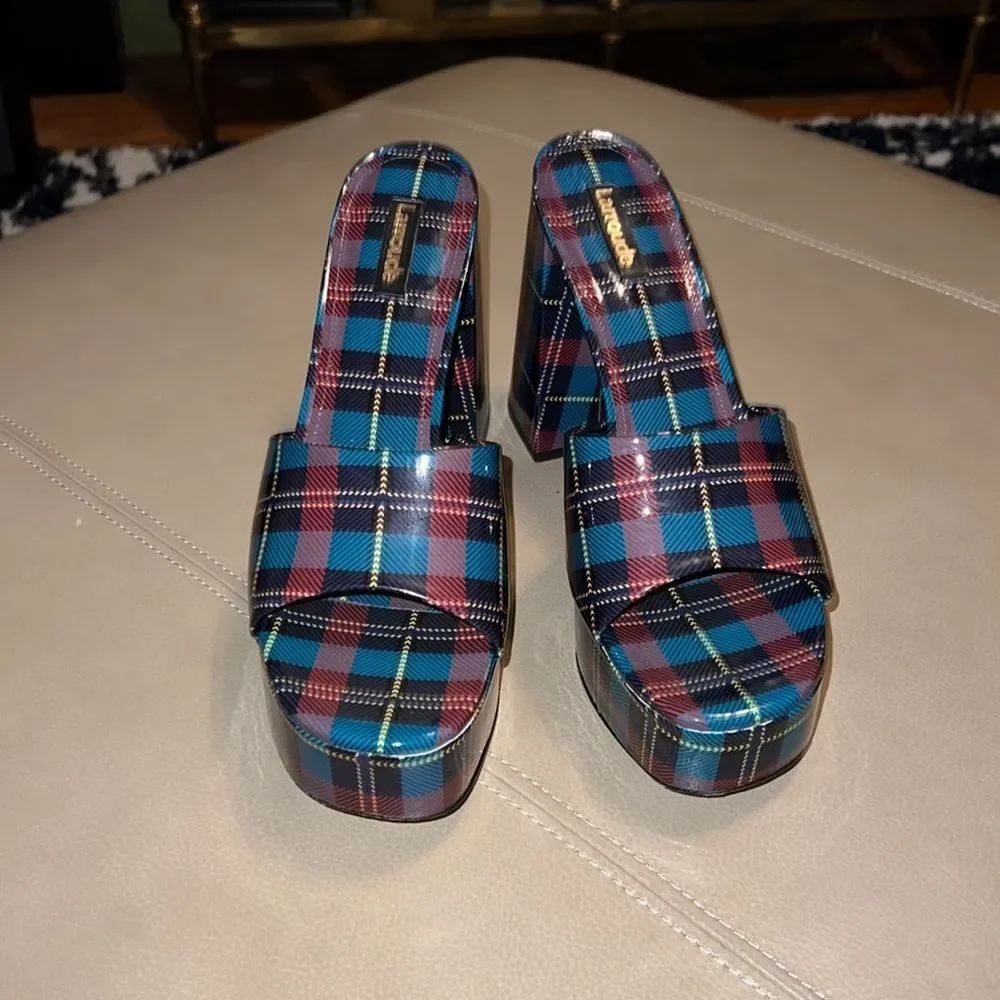 Dolly plaid platform Sandal